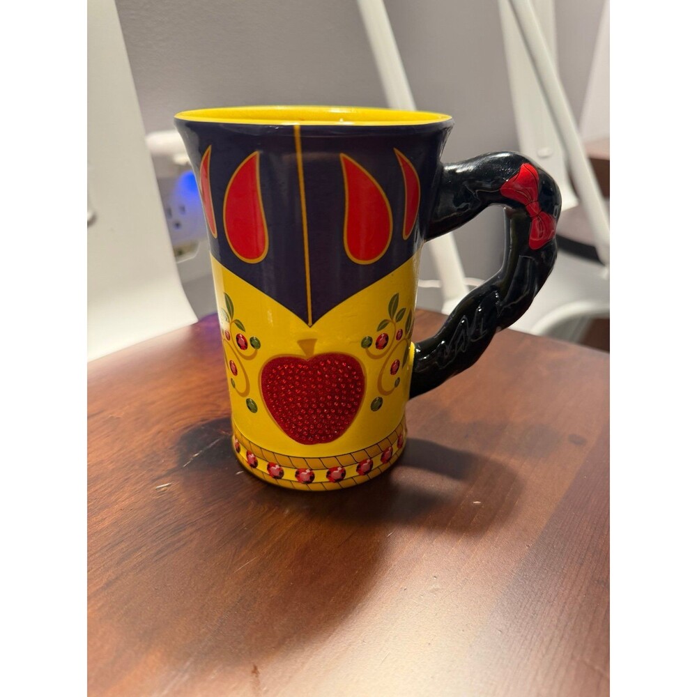 Disney Snow White mug